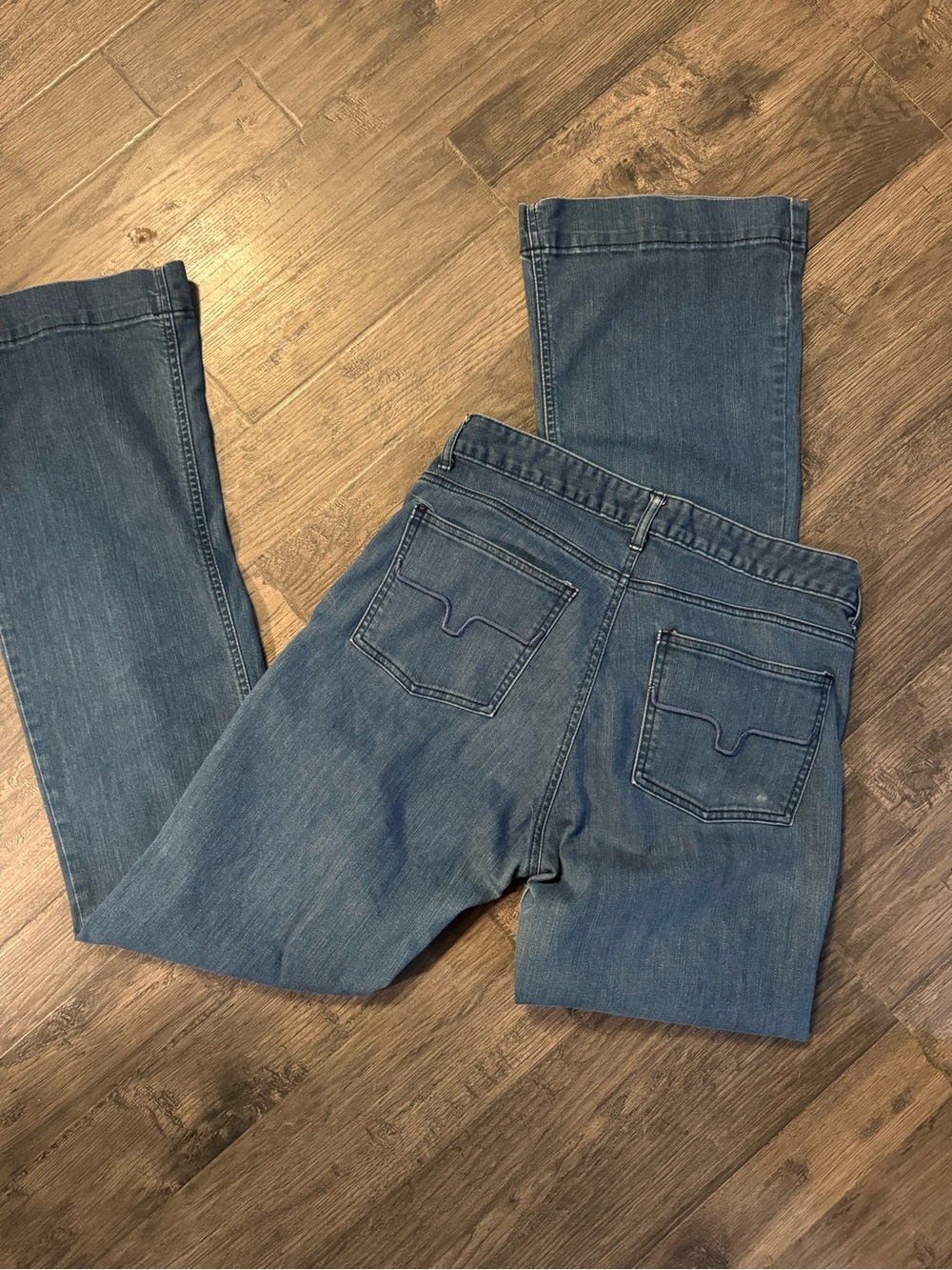 Kimes Ranch LOLA Jeans - Picture 2 of 6
